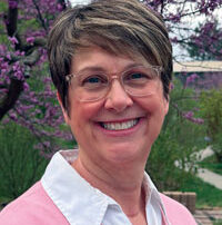 Headshot of Stephanie Mackeprang